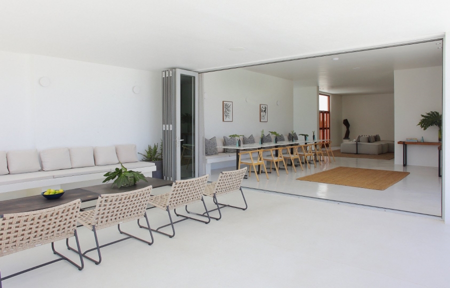 To Let 8 Bedroom Property for Rent in Bakoven Western Cape
